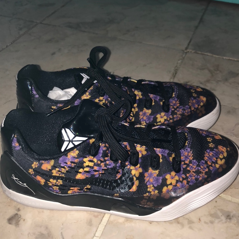 Mike Kobe 9 🌼Floral🌸